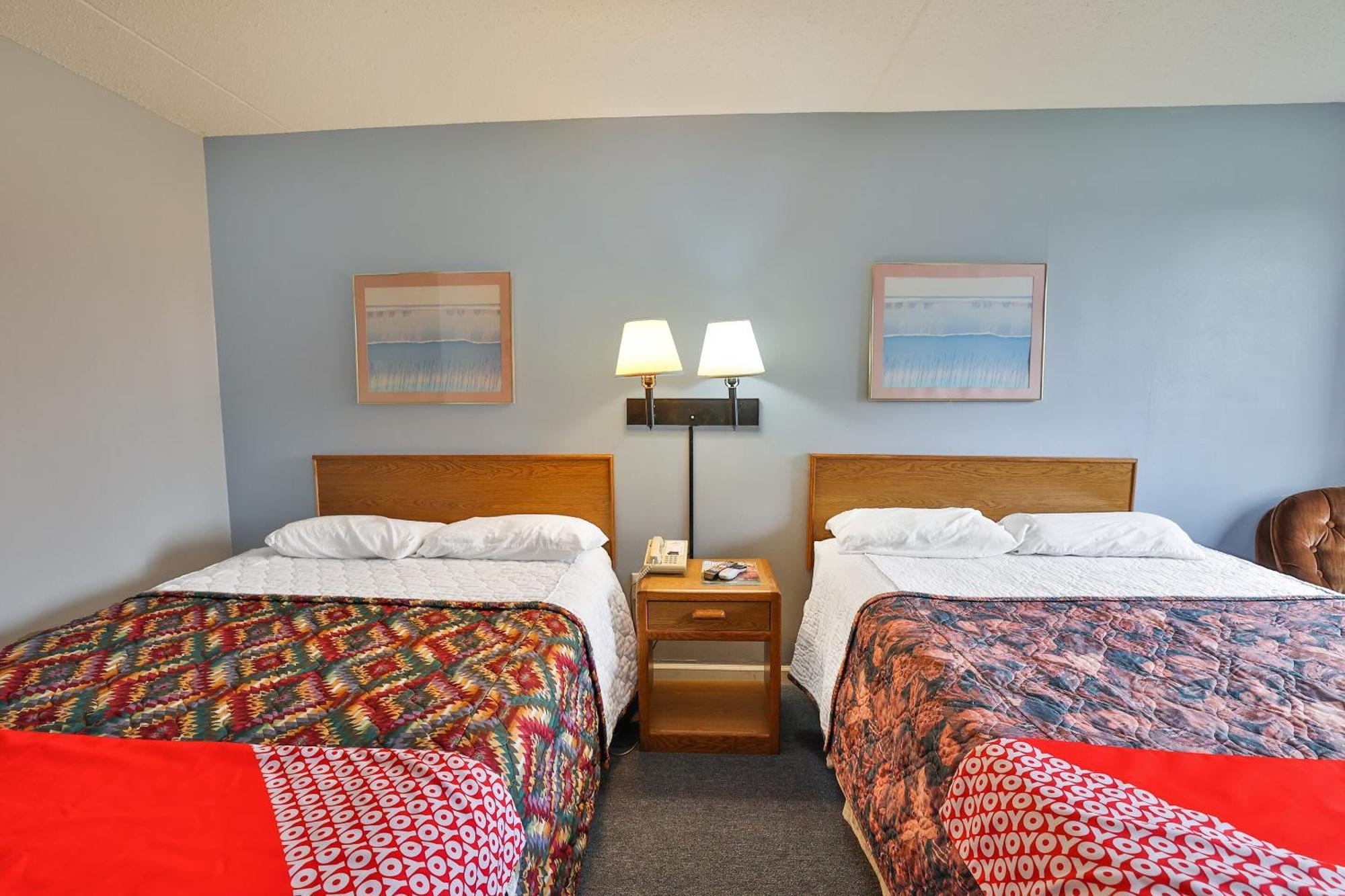 Oyo Mn, Canterbury Park Hotel Pipestone