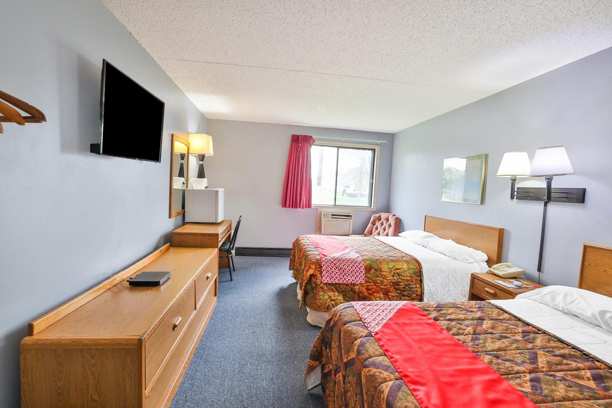 Hotel Oyo Mn, Canterbury Park 3*
