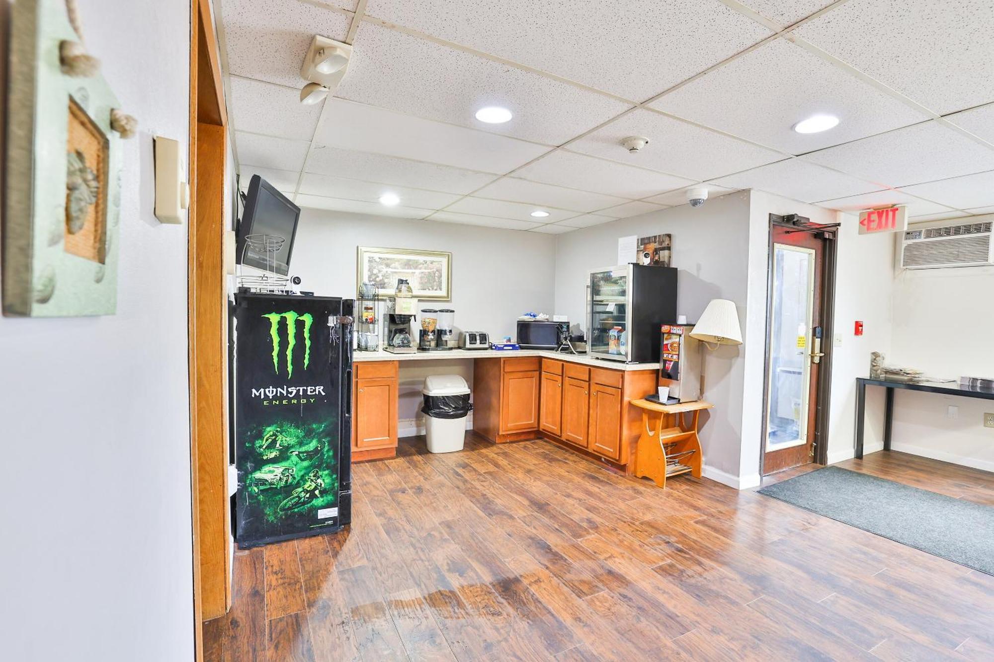 Oyo Mn, Canterbury Park Hotel Pipestone