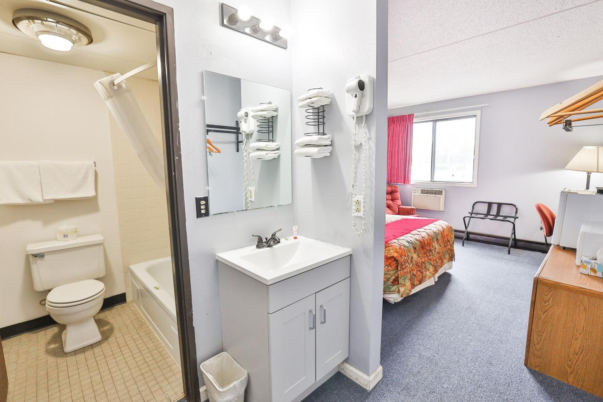 Oyo Mn, Canterbury Park 3* Pipestone
