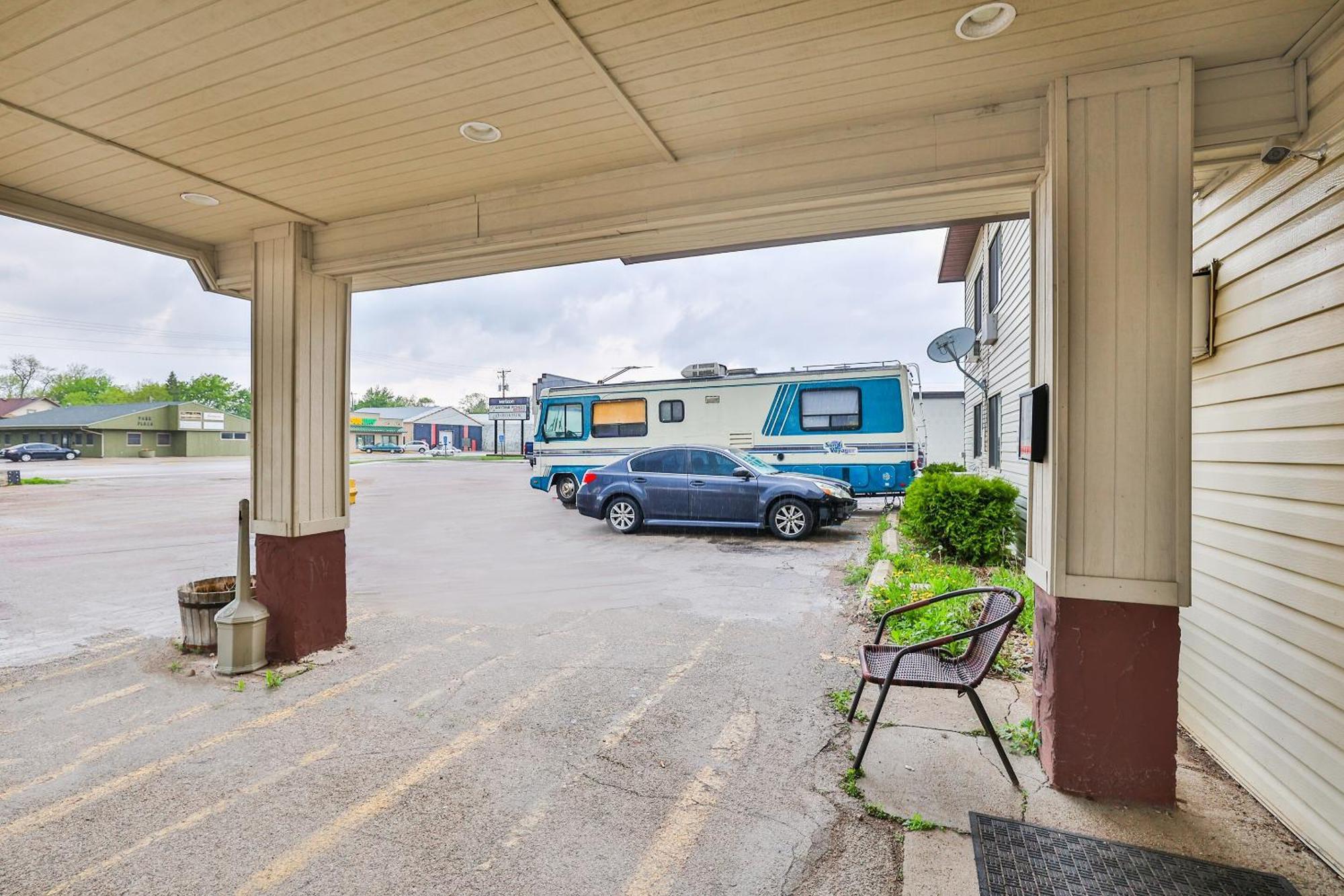 Oyo Mn, Canterbury Park Pipestone